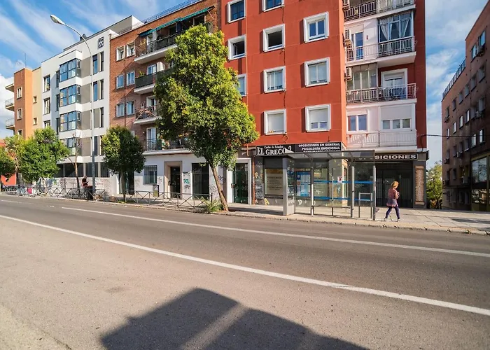 Nice Apartment In Madrid With Air Conditioning