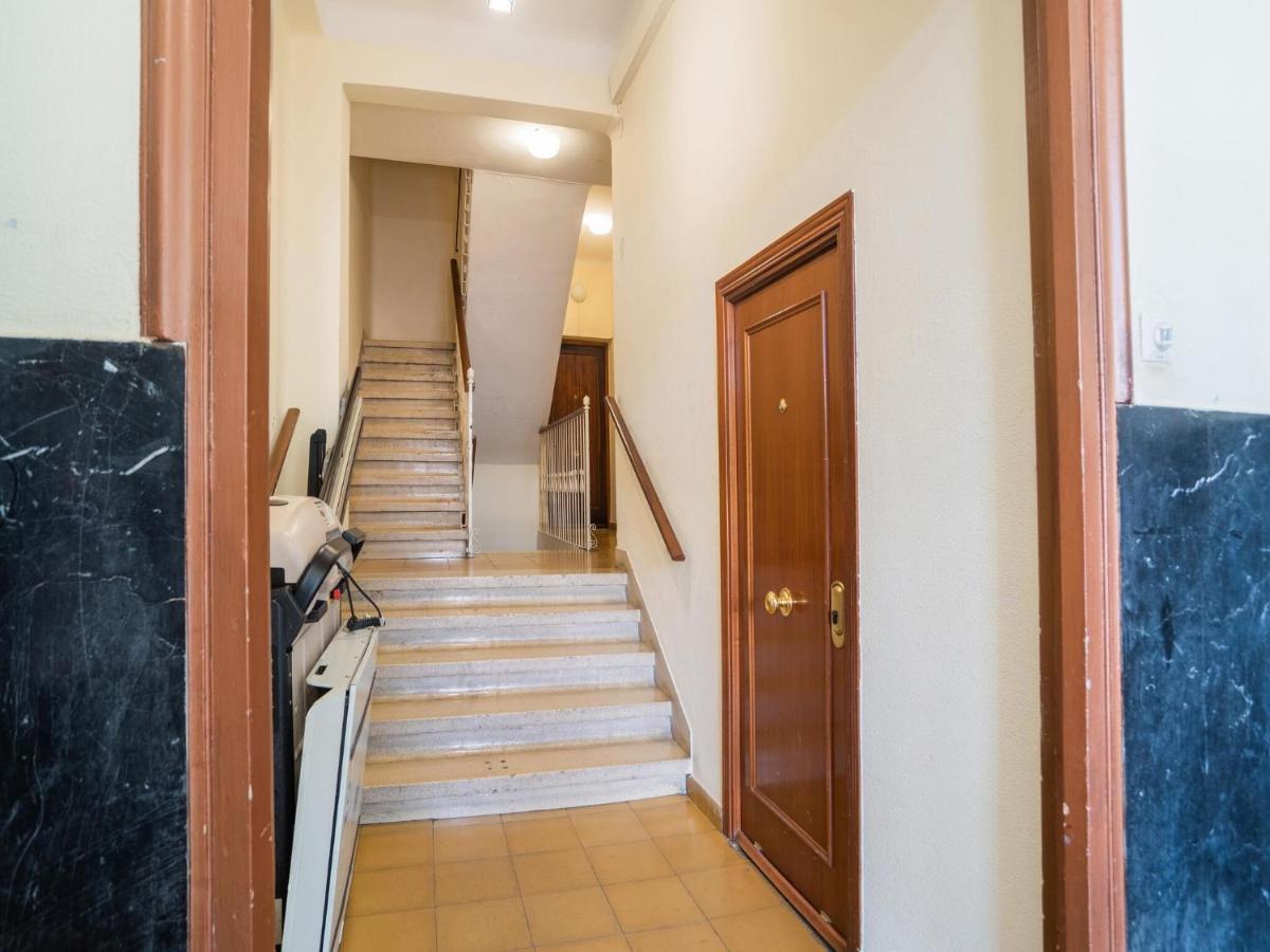 Nice In With Air Conditioning Apartamento